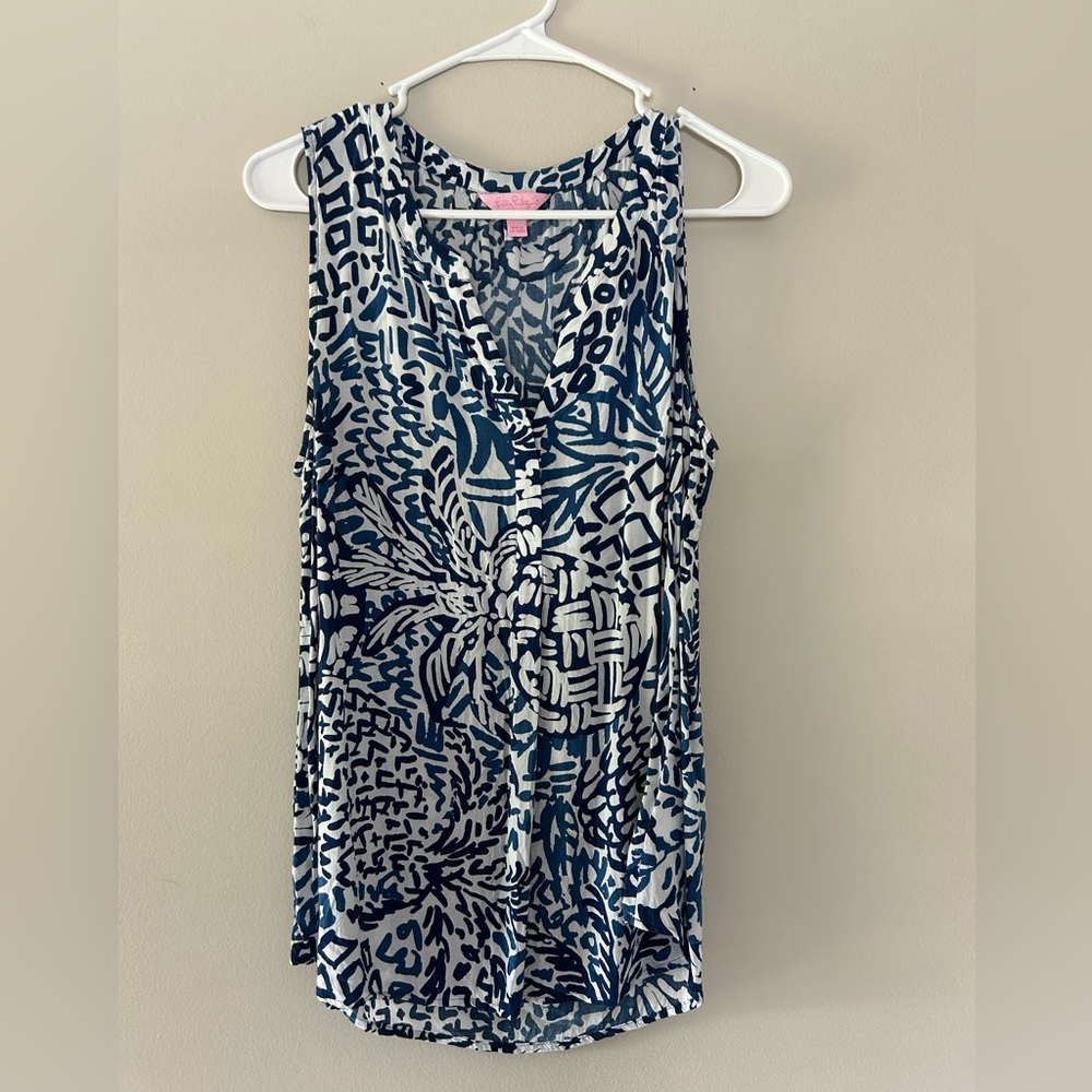 GUC Lilly Pulitzer Indigo Home Slice Stacey Top size Medium